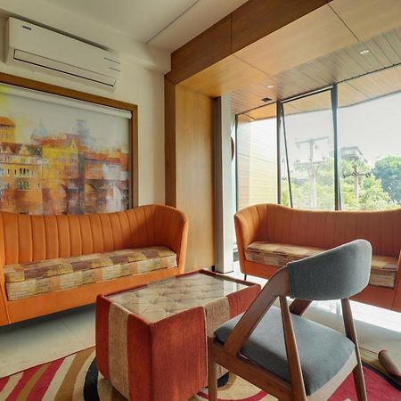 Super Townhouse Rcc Lamps Hotel Visakhapatnam Eksteriør billede