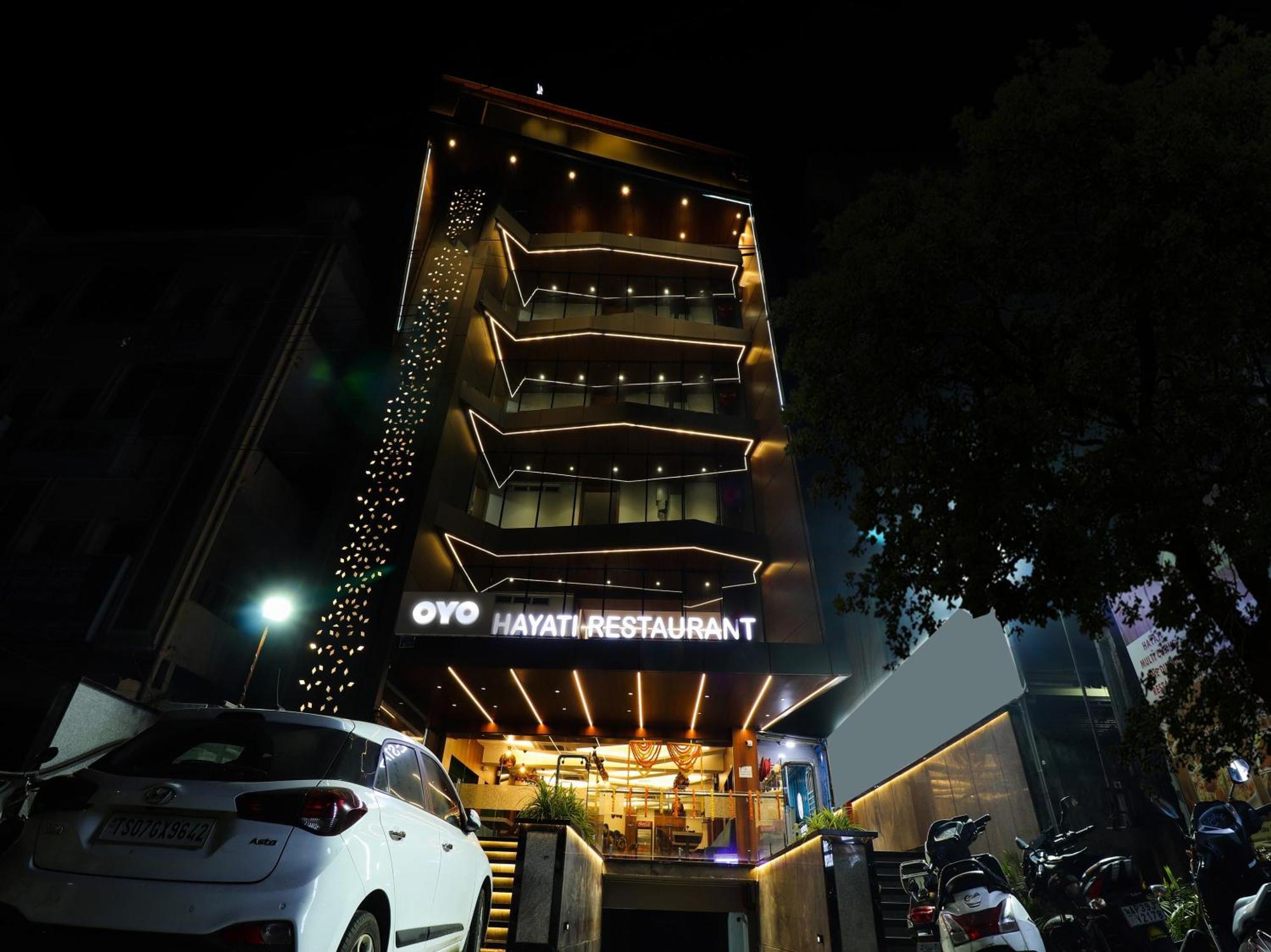 Super Townhouse Rcc Lamps Hotel Visakhapatnam Eksteriør billede
